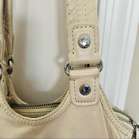 Marc Jacobs Multi pockets Pebble Leather Shoulders/Handbag - Picture 4 of 13